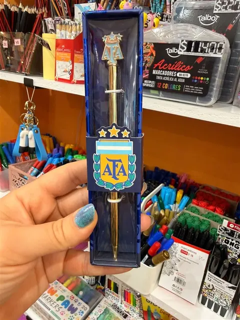 Lapicera de la Selección Argentina en estuche — Les Enfants Librería Boutique